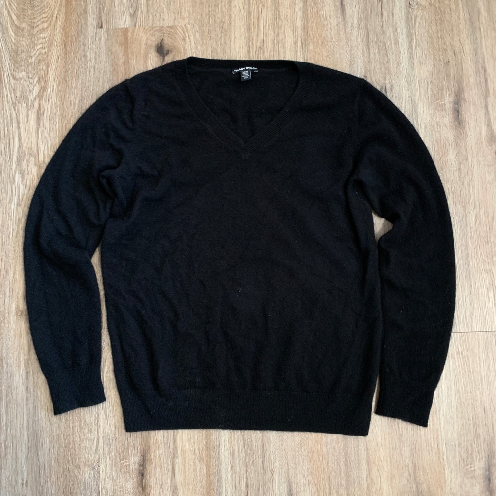 Hilary Radley 100% cashmere sweater in black - size medium womens